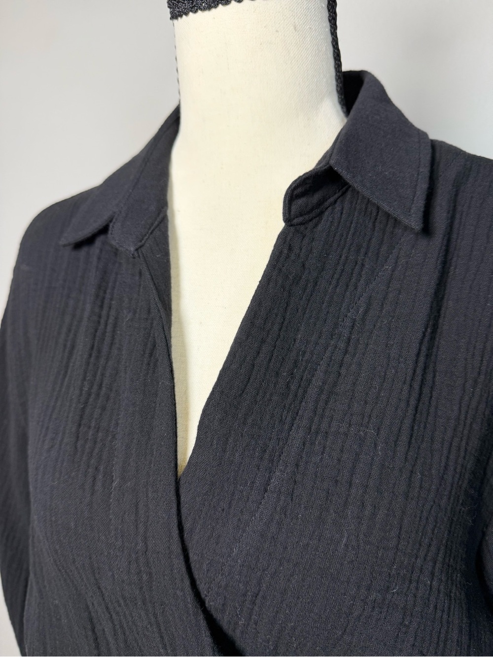 Black Tie-Waist Wrap Blouse with Collar - Picture 2 of 6
